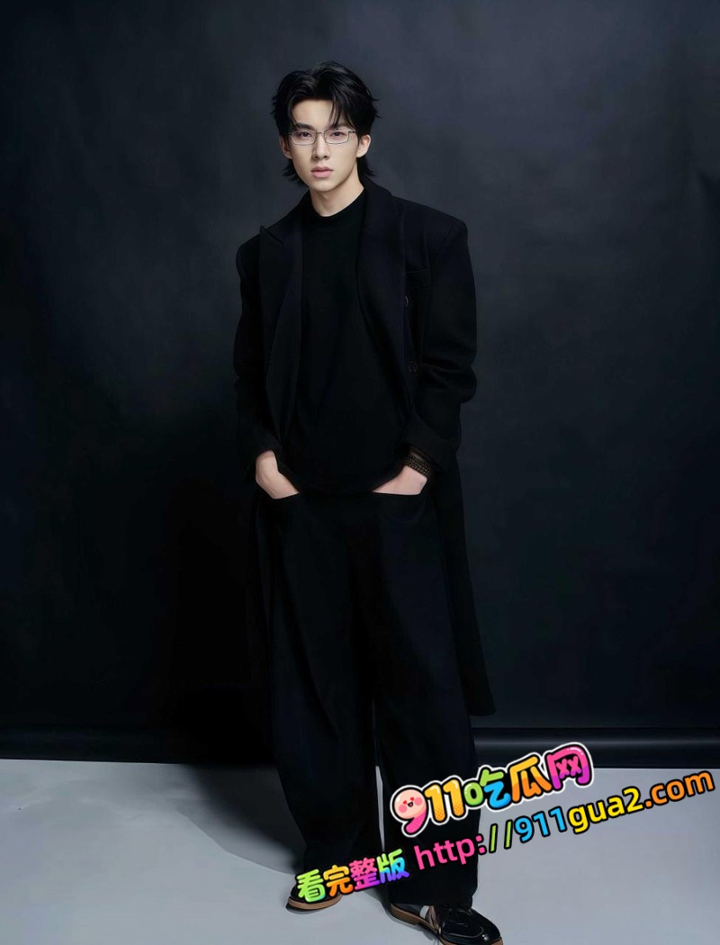 明星男演员 柏煦 被曝下海当鸭子 照片6