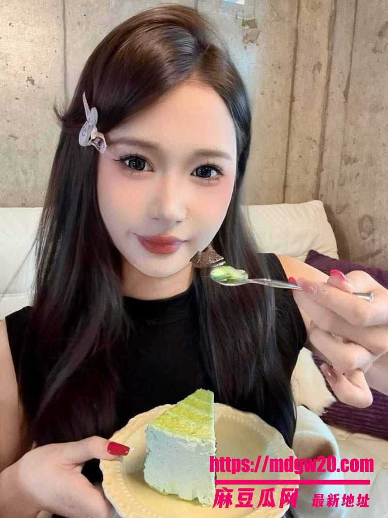 深圳中学英语老师吴思晚 绿帽淫妻交换日常 情趣装调教性爱调教视频合集流出