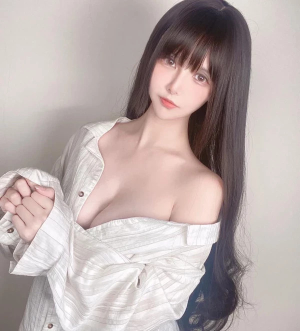 Poster for 超美Coser「魔理花」擁有天使般的臉孔與魔鬼身材 (10P)