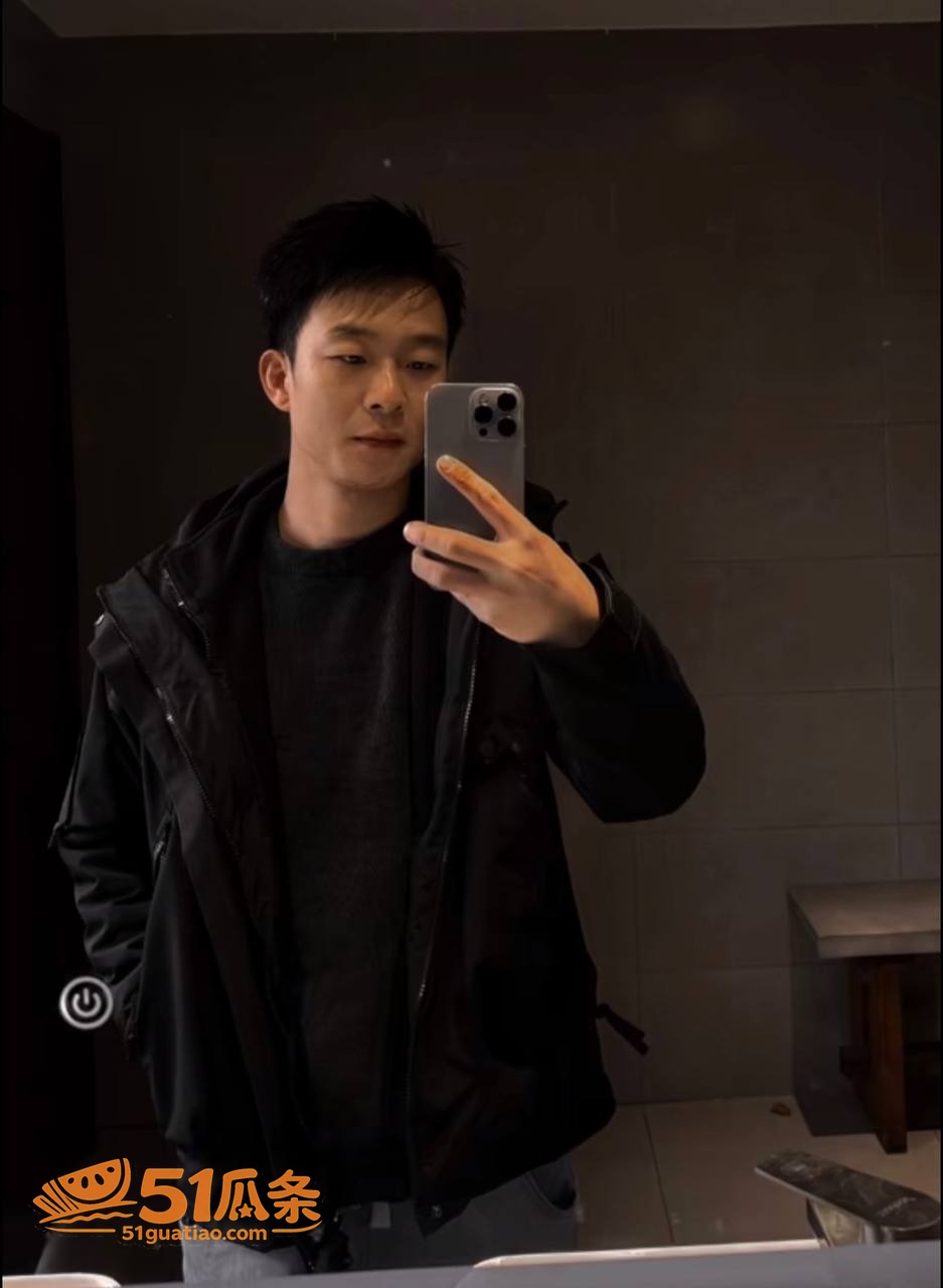 毅玲爸爸 官宣女友被相关图片42