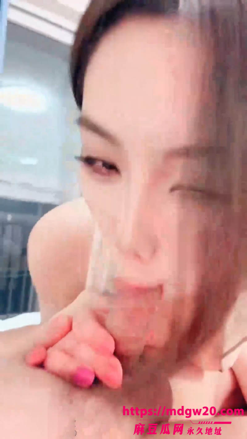 黑丝眼睛婊肛交自慰10