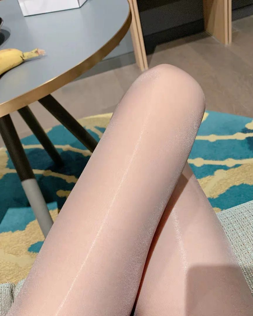 滴滴滴，随机找个男爹聊会骚～鸡吧大的先来♡