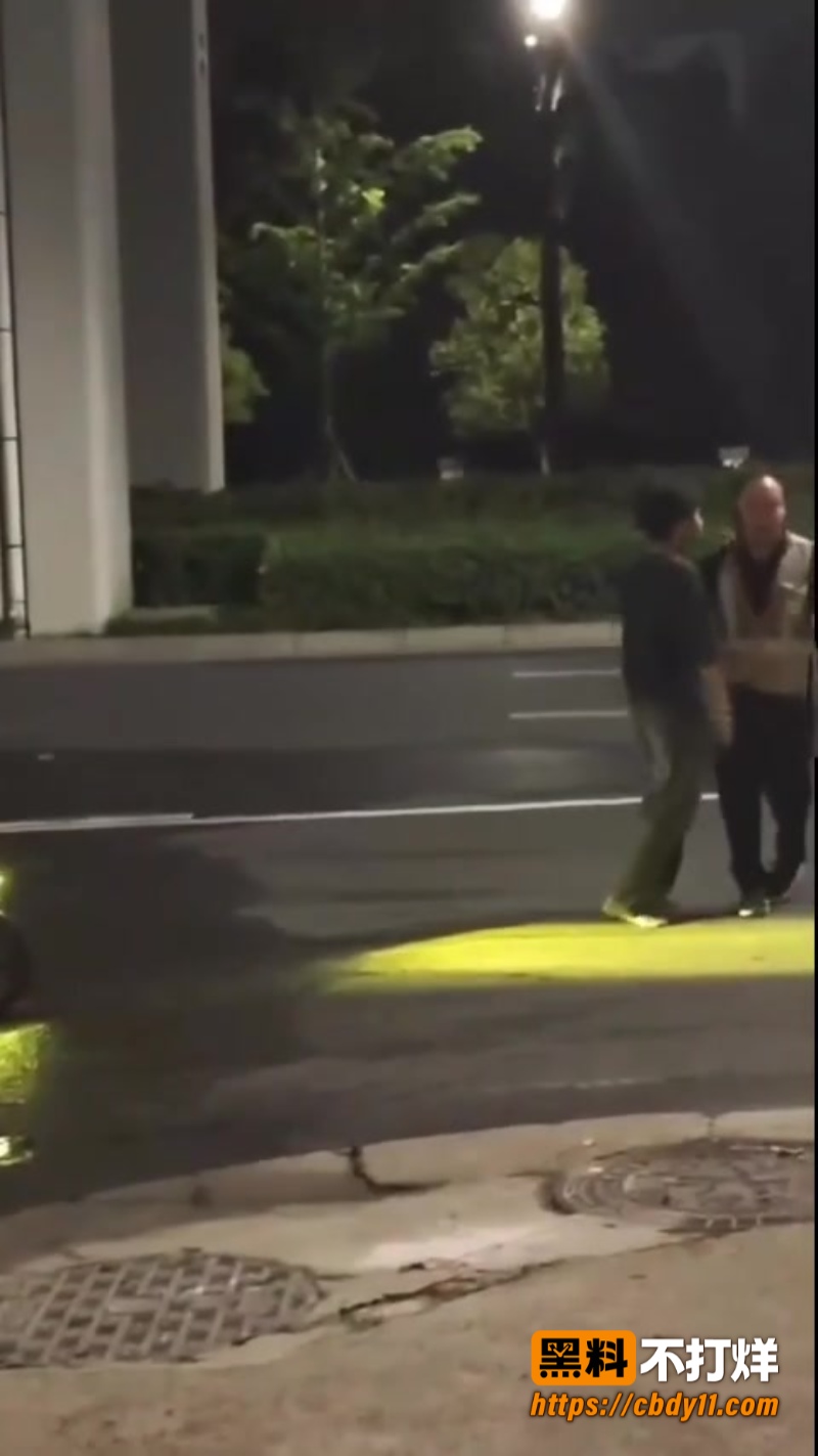 精神小伙5