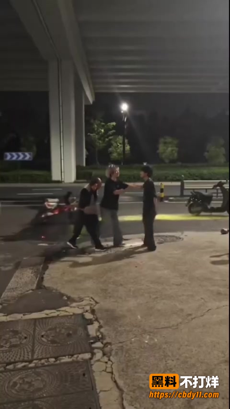 精神小伙6