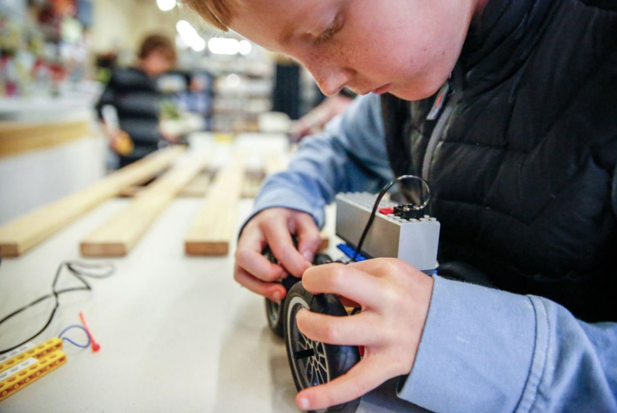 JR Coding – How Coding Helps Children Succeed