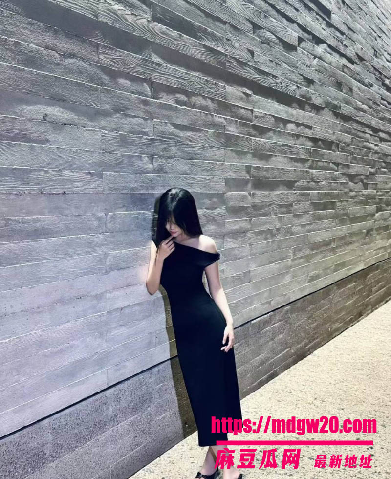 抖音河北清纯女大Boring被金主爸爸包养 酒店约啪调教口交 露脸福利视频合集