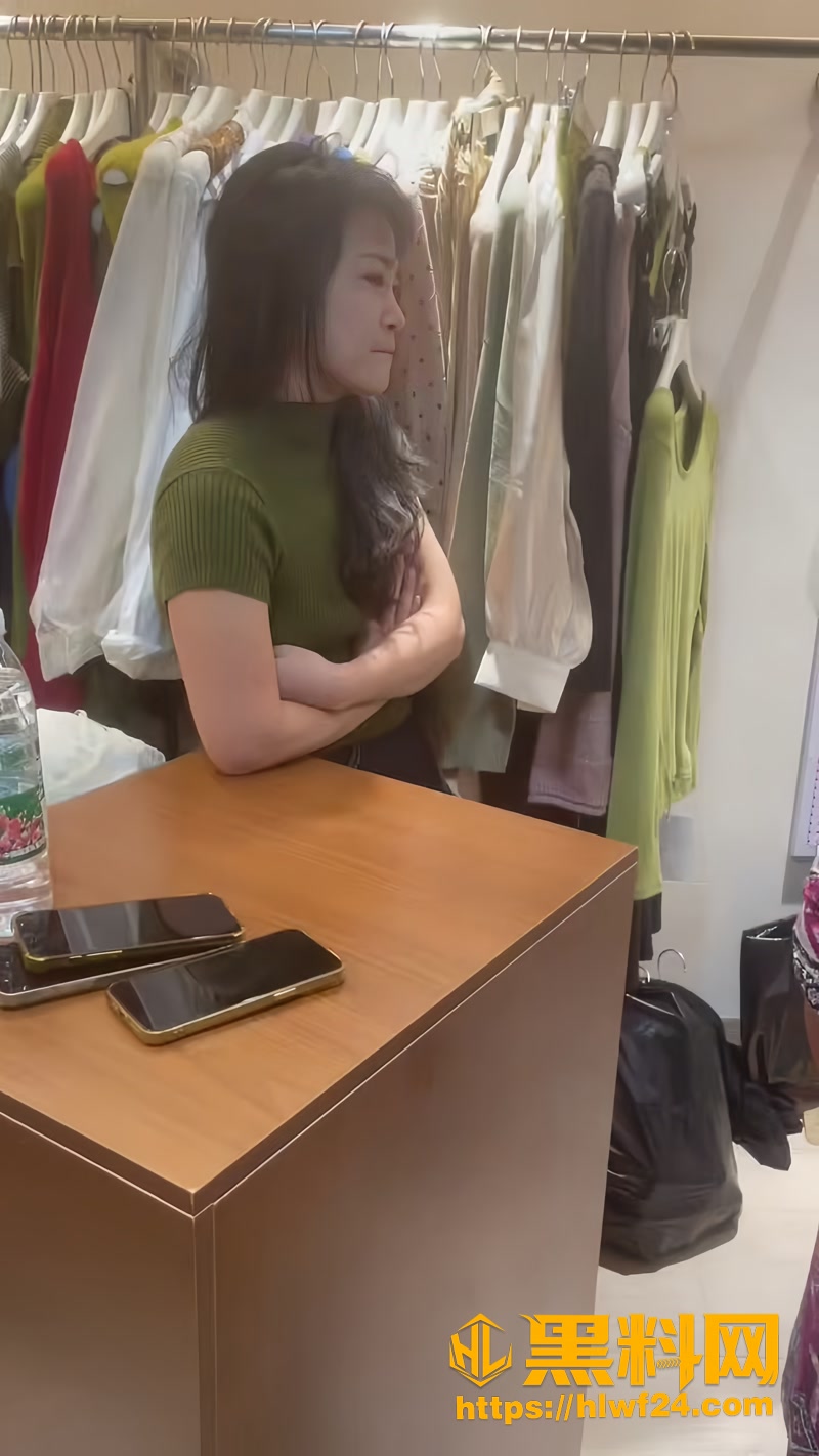 06揭阳女装店1 6wm