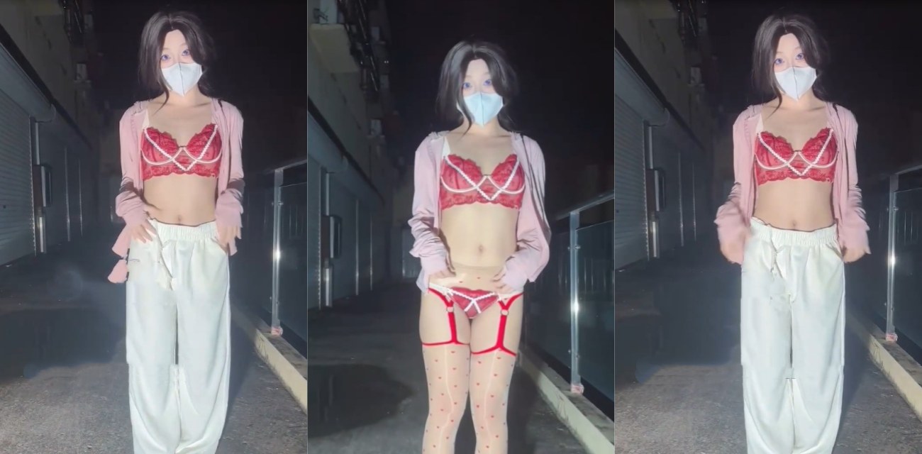极品网黄 珊迪 性爱新作 巷口穿开档红丝露出求刺激 蜜臀骑乘足交榨精 堪称性爱圣体！
