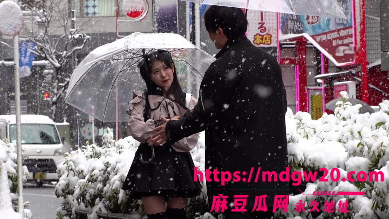 日本av番号SVVRT080 地雷女被整活束缚到极限 墙洞口爆倒吊双穴全开