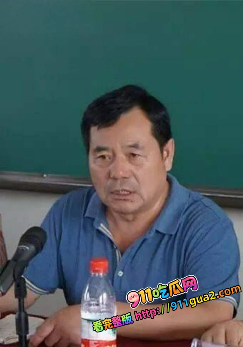 西宁中学校长 袁照文 与女老师王琳偷情十余年 照片1