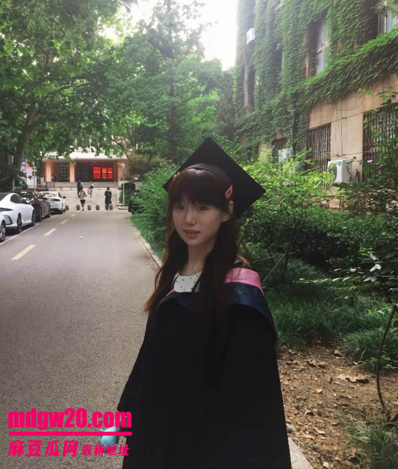 河南师范大学研一新生张萍 背叛山东金主男友被曝光私密视频 巨乳肥臀后入3p