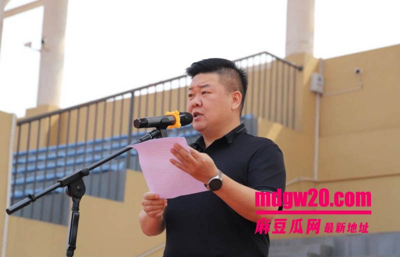 河北任丘一中副校长朱峰私生活混乱 被指与八中男老师发生关系后感染艾滋 导致女老师也被传染