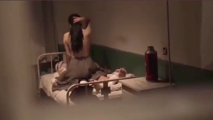 别看我现在这样我照样什么都能做 포스터
