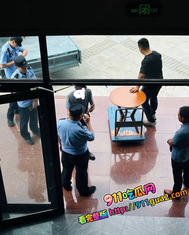 山东泰山足球解说网红 橙翼振兴 前妻爆料聊骚女球迷 照片13