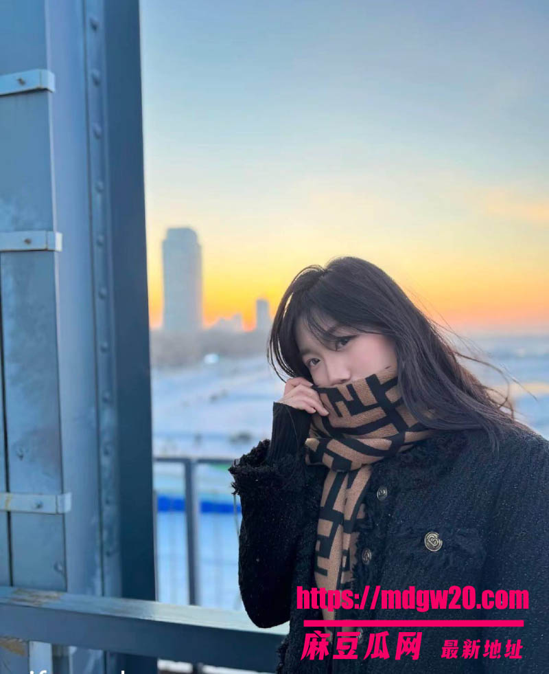 抖音河北清纯女大Boring被金主爸爸包养 酒店约啪调教口交 露脸福利视频合集