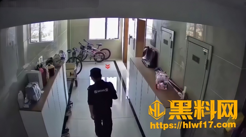 保安帮业主鞋子打蜡吃瓜事件